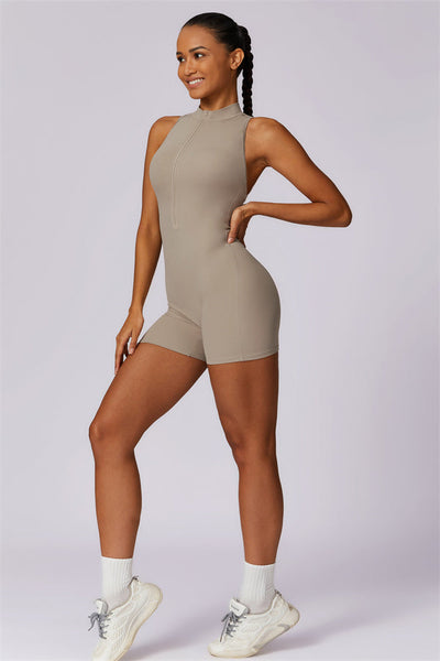 Kombinezon Elani - Dynamiczny i Wyrafinowany