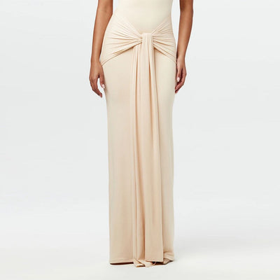 Sukienka Aveline - Ponadczasowa i Szykowna