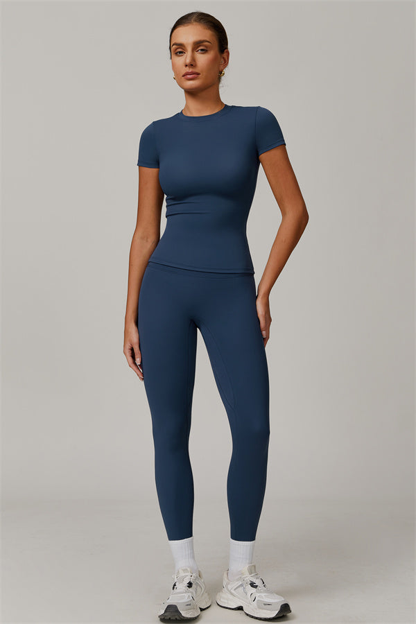 Top Aimee - Minimalistyczny i Stylowy